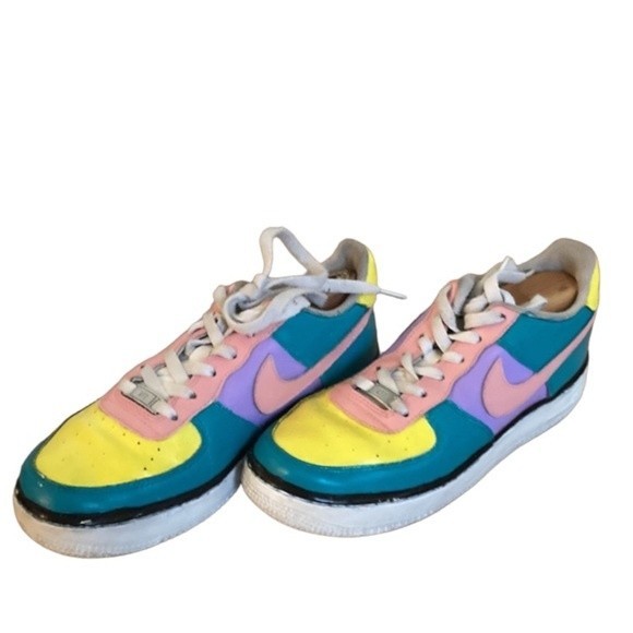 Nike Air Force 1 Low Triple White GS 314192-117 Size 8.5 hand painted sn… - Picture 1 of 4